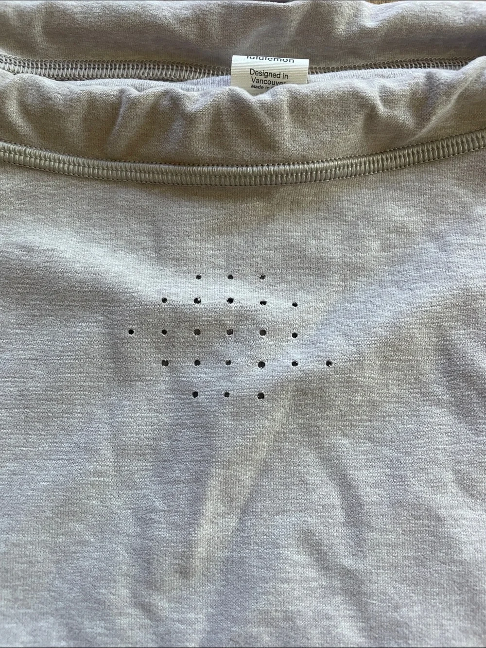 lululemon athletica lightweight pullover